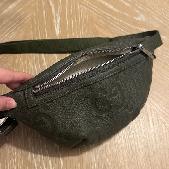 Gucci Dark Green Leather Belt Bag - Picture 6 of 7